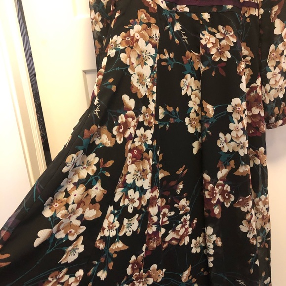 Calvin Klein Floral Print Long Dress - Picture 6 of 7